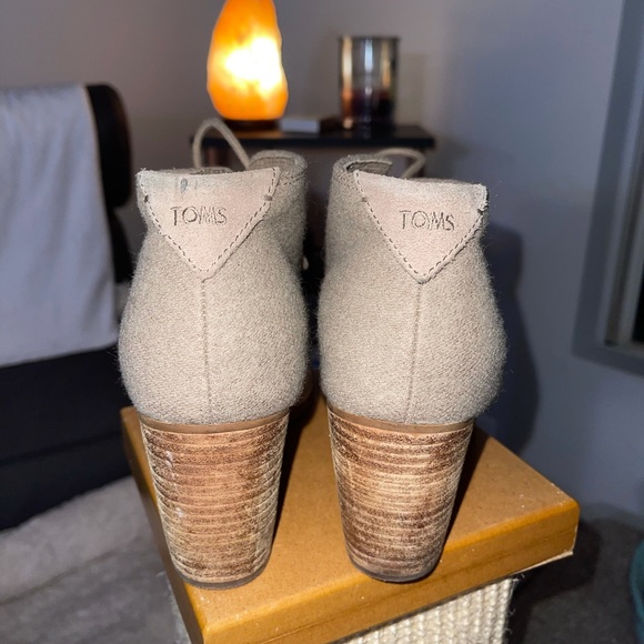 Booties - Picture 3 of 4